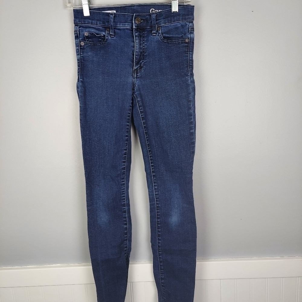 Gap True Skinny Jeans, size 25R